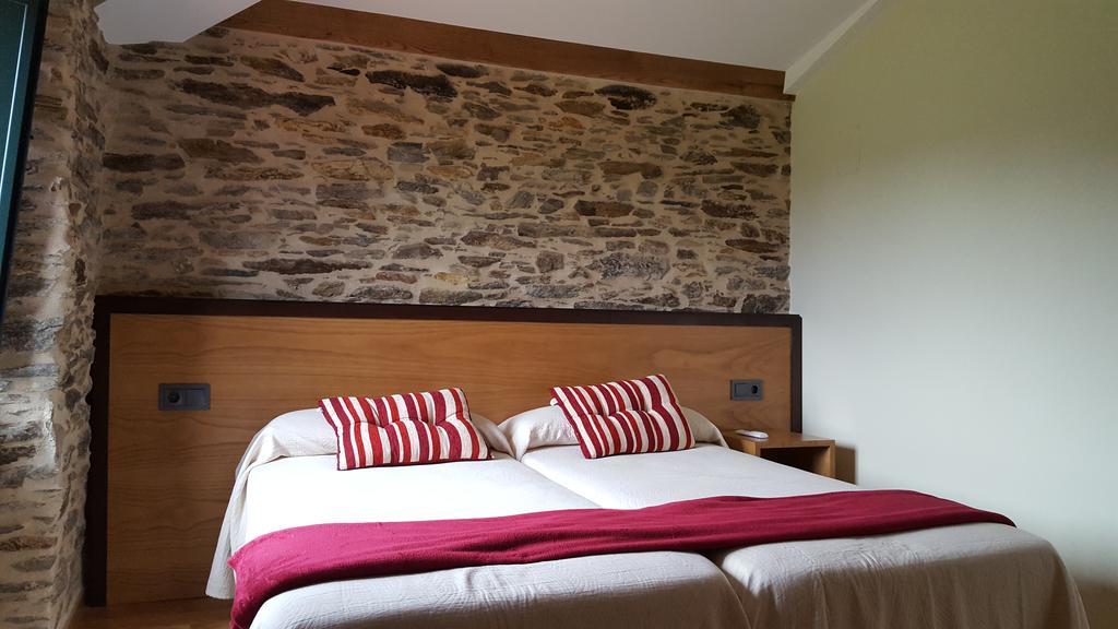 Pension Albergue Alborada Salceda Exterior photo